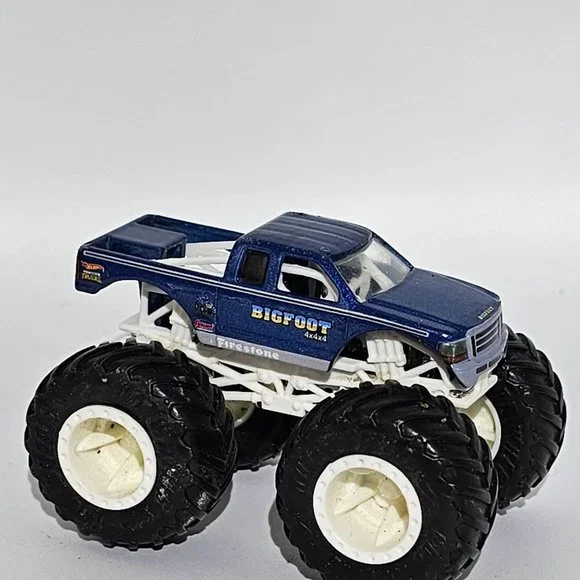 Lot of  Preowned  MONSTER TRUCKS. Backwards ROB, AfterShock, Bigfoot, Sunuva Dig - Picture 5 of 12